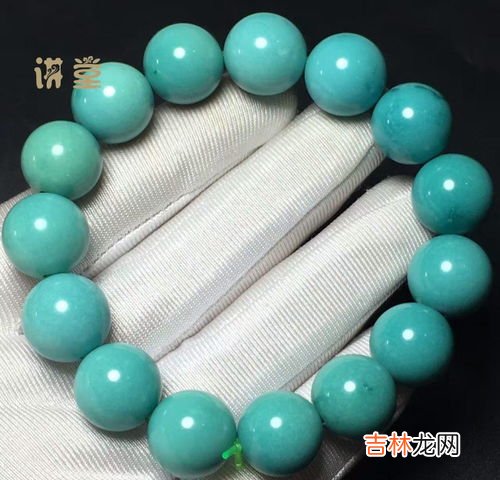 为什么玉带久了会变色,为什么有的玉戴久了变红有的变绿？